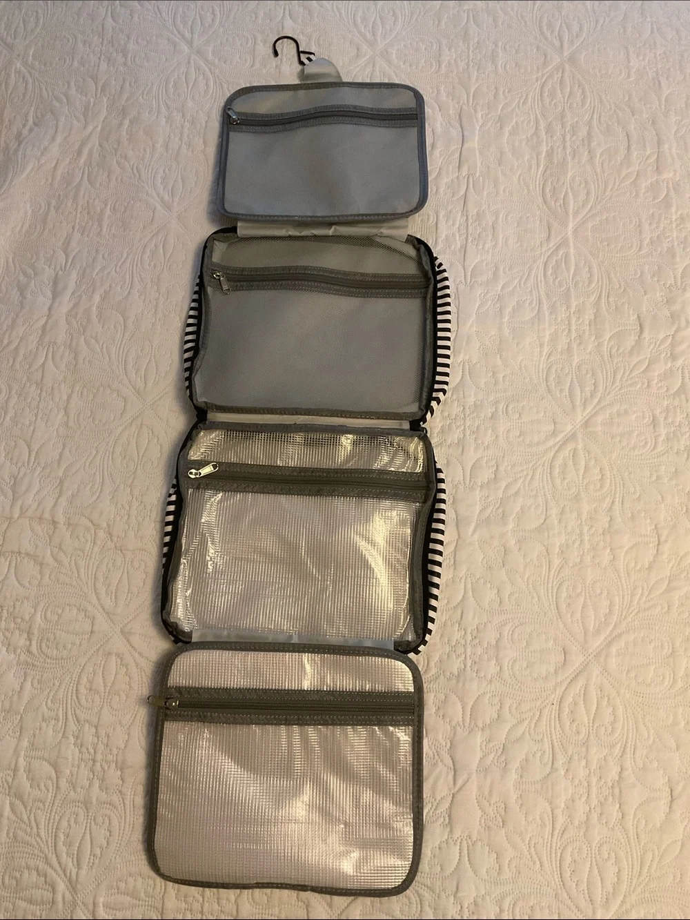 Hanging Travel Toiletry Bag with Hook, Like New